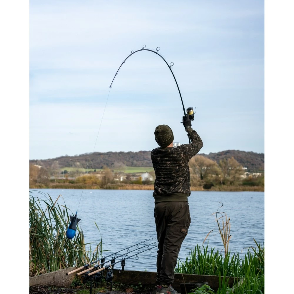 Bait Rocket Nash Dot Spod Black/Blue 6 Bait Rocket Nash Dot Spod Black/Blue – Image 4